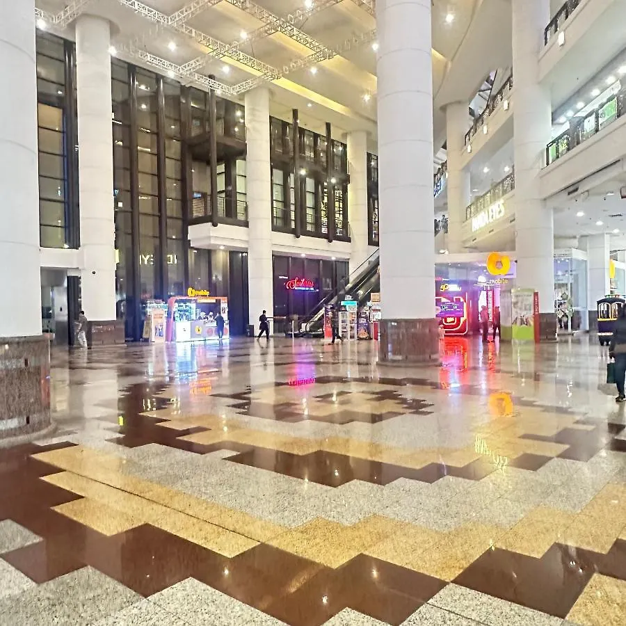 Peak Suites At Times Square Kuala Lumpur Apartment
