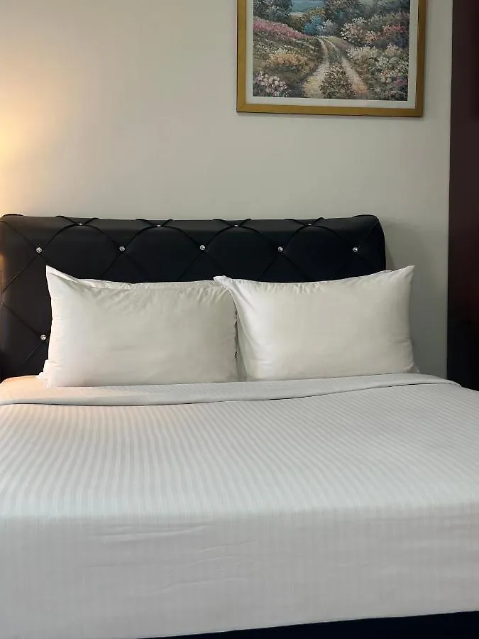 Peak Suites At Times Square 吉隆坡 0*,